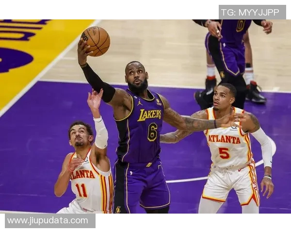 2020年10月7日湖人对阵热火的精彩对决回顾与赛后分析